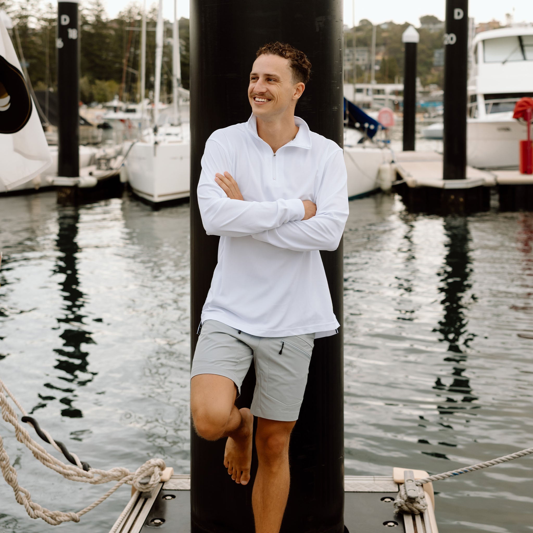 Signature Short - Light Grey