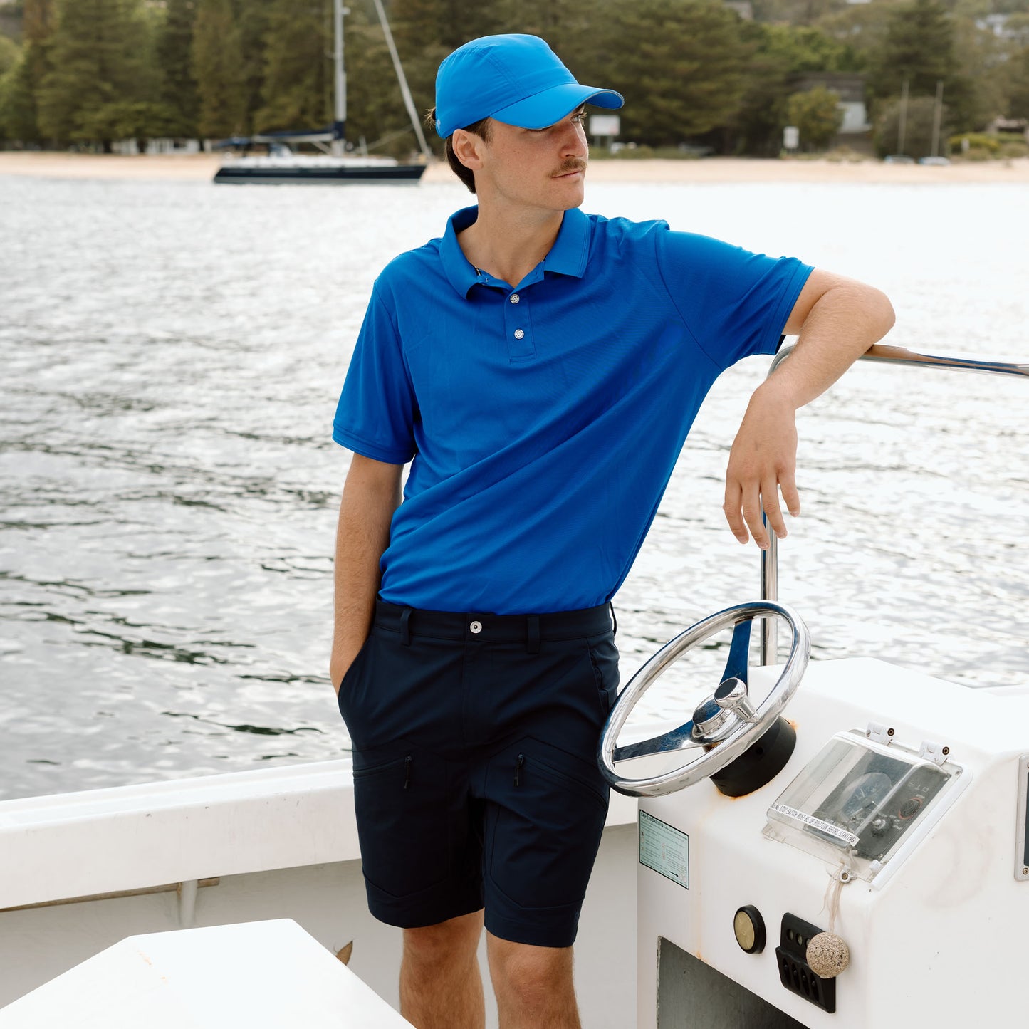 Signature Short - Navy